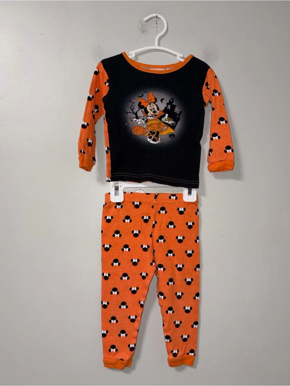 Minnie Mouse Halloween Trick or Treat PJ Set Girls Orange Black Fits Like 18-24M
